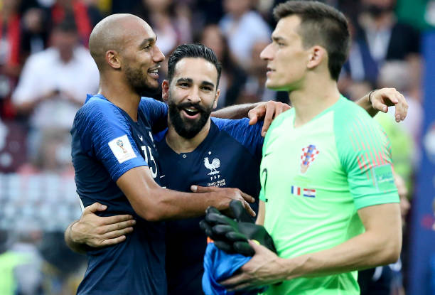 凡表现和球 凡表现和球